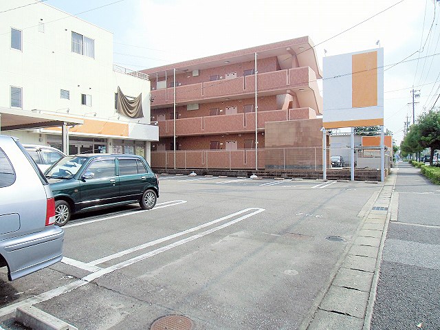加藤様貸事務所店舗 玄関