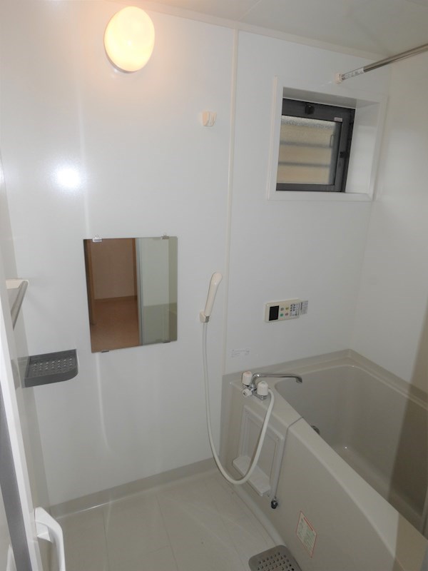 ルミエール大友ABCD  風呂画像