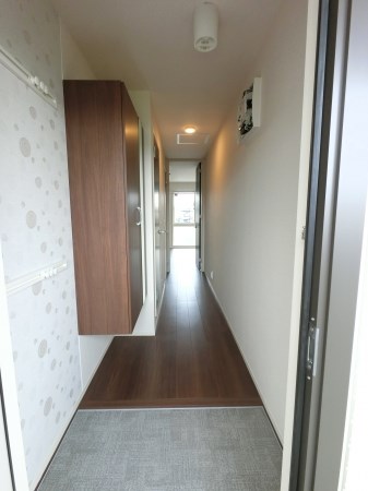 グランメゾン朝倉 玄関