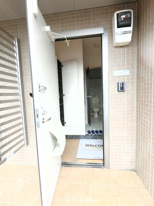 ブルーボネット 玄関