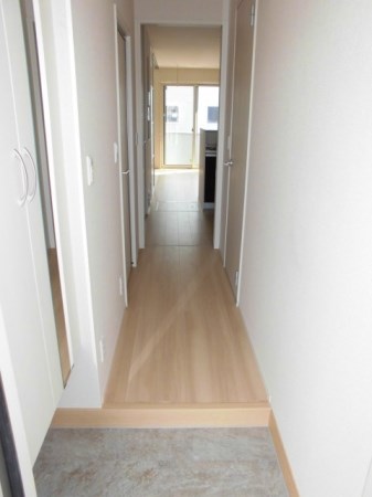 エステイトZEN　A 玄関