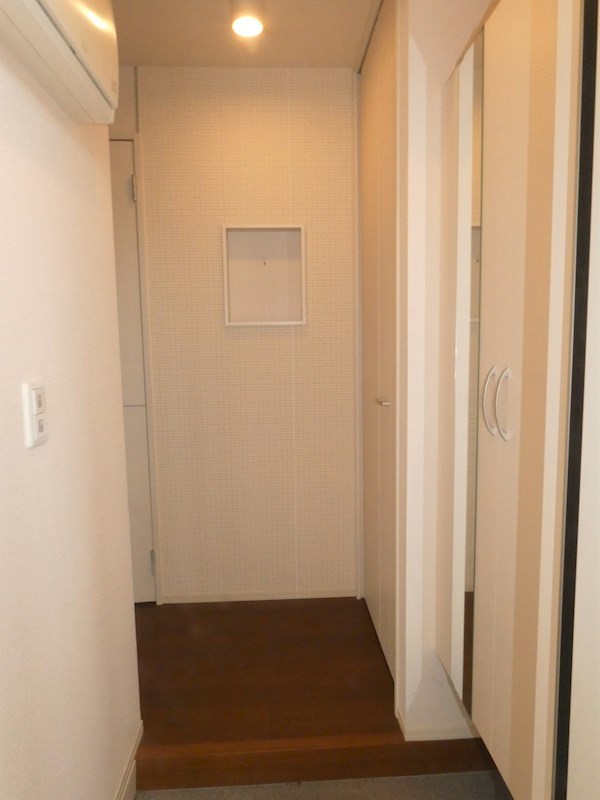 ディアコートＡ 玄関