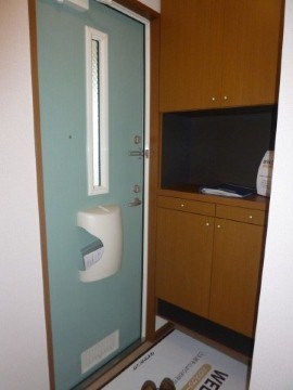 御料所ガーデンF 玄関