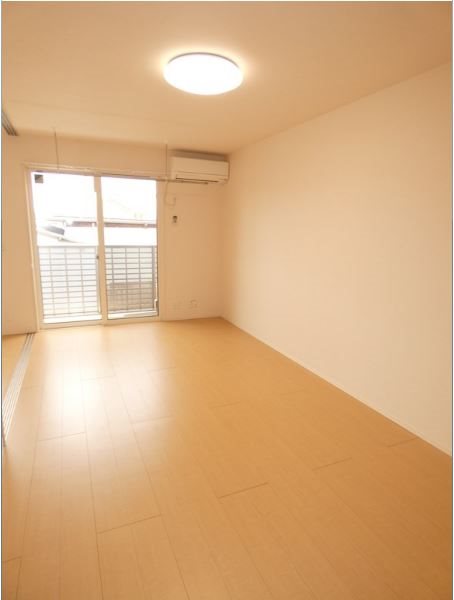 オペラハウス川原 リビング