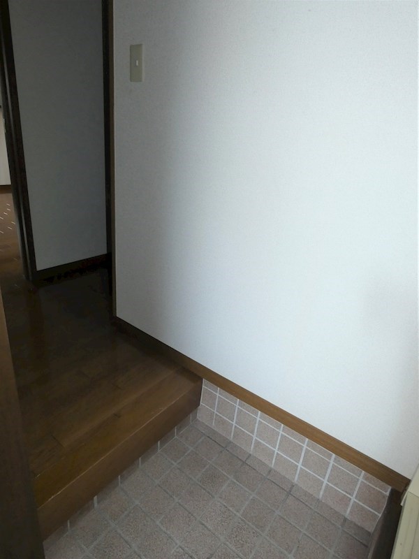 シャルマンヒルAＢ 玄関