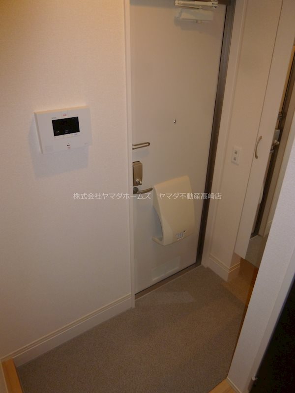 フラール　ドゥ 玄関