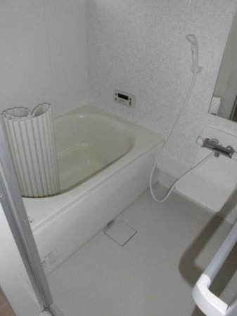 プティエタン 風呂画像