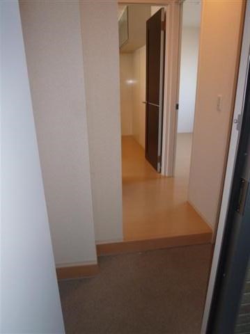 レーブ中泉 玄関