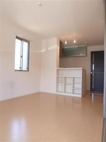 レーブ中泉 リビング