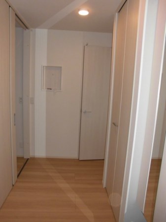 コージーネスト 玄関