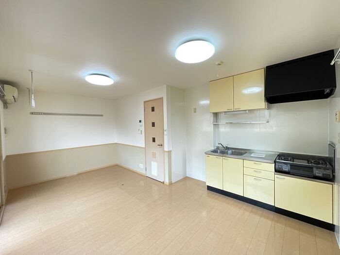 エル古城Ⅱ リビング