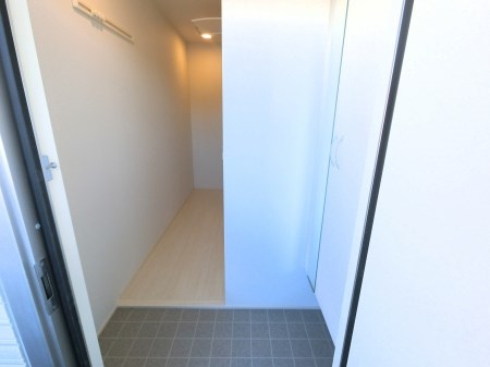 コンフォートレジデンス 玄関