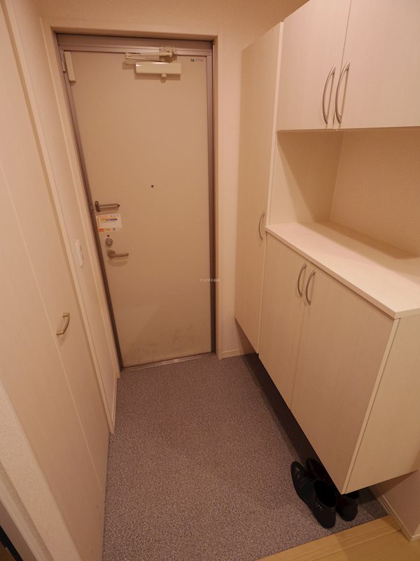 クレ・ブラン 玄関