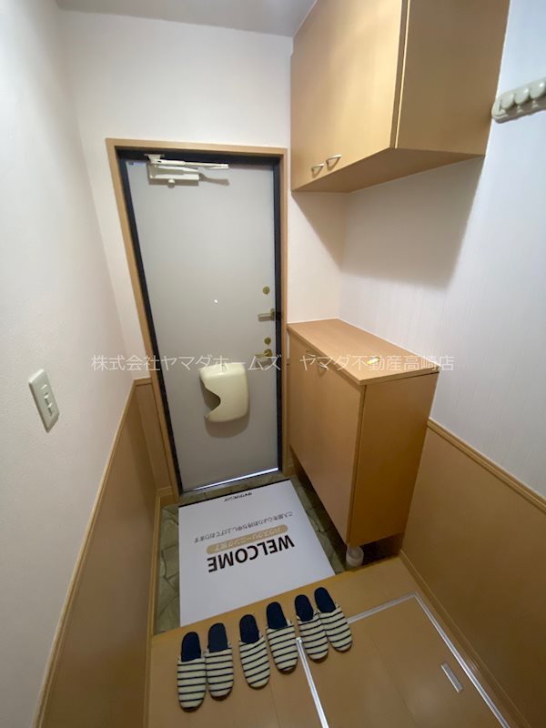 グリーンハウス 玄関