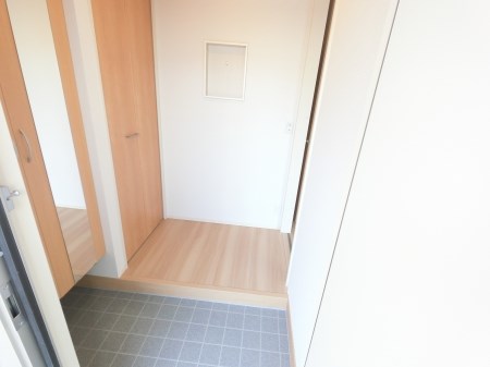 フォンテーヌＢ 玄関