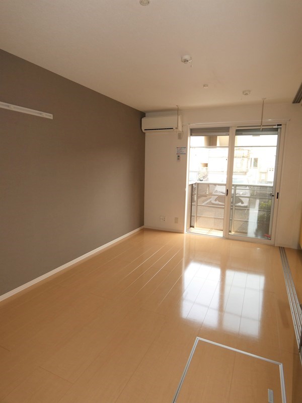 ルミエールF リビング