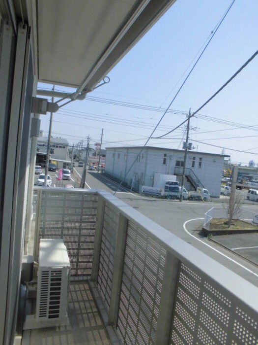 キャッツアイ ベランダ