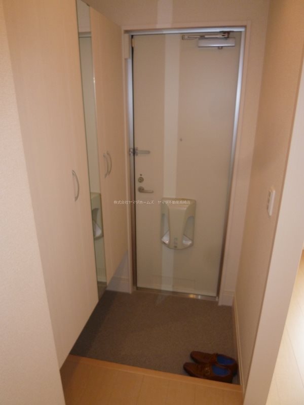 パストラル横山 玄関