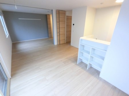 シキレジデンシア リビング