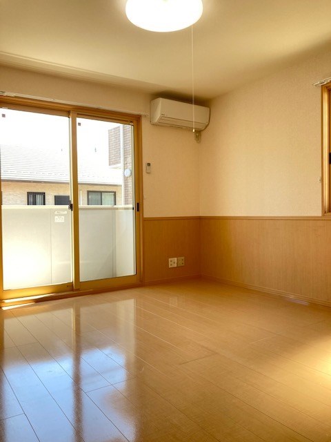 リビングタウン下石倉 リビング