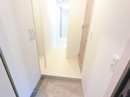 クレアシオン城北 玄関