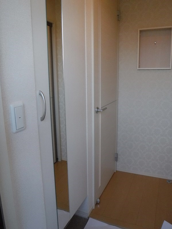 サンモール 玄関