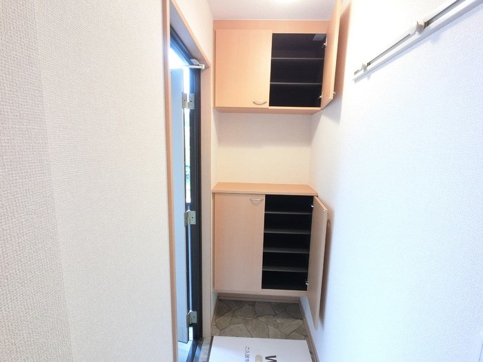 ルミエール和田橋 玄関