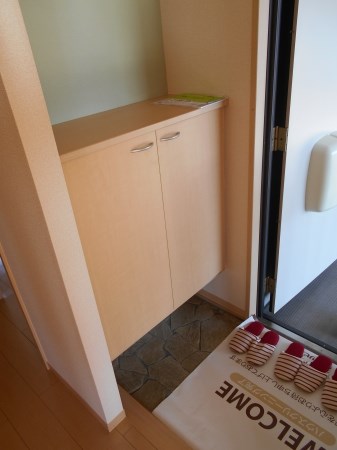 リビングタウン双葉A 玄関