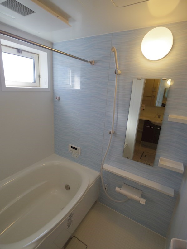 スピネル 風呂画像