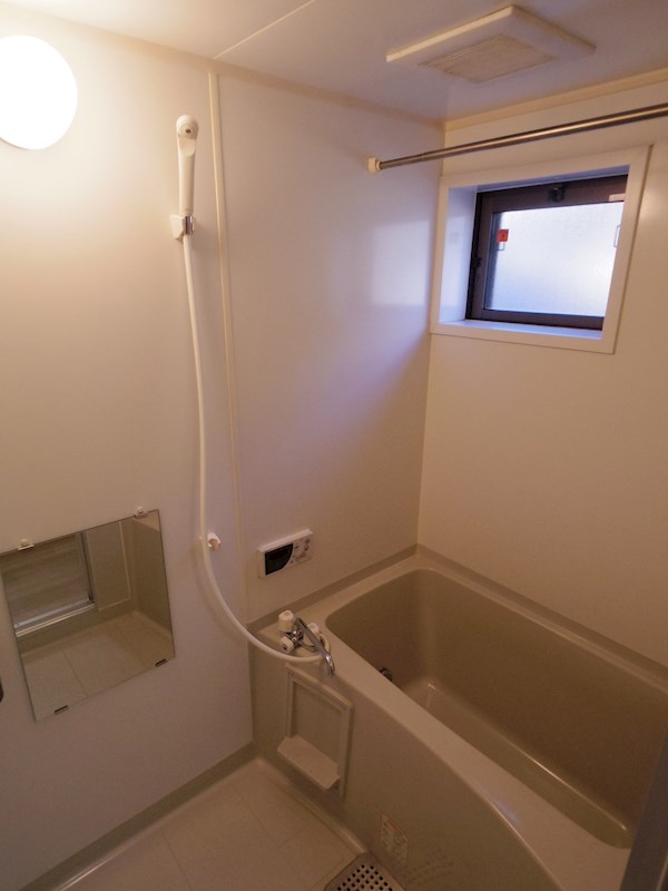 オリーヴ 風呂画像