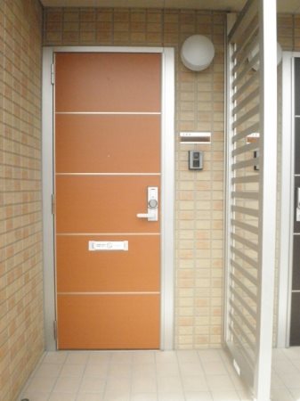 アロース・ガーデンＡB 玄関