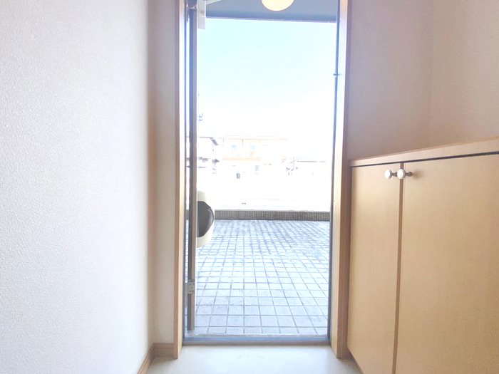 リビオンH＆M 玄関