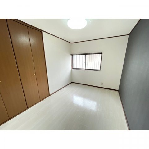 福島ハイツ ベッドルーム