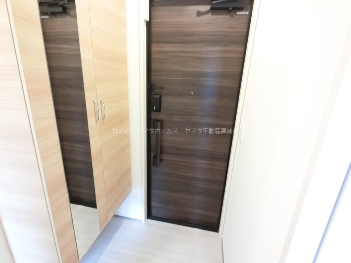 シュシュポルト 玄関