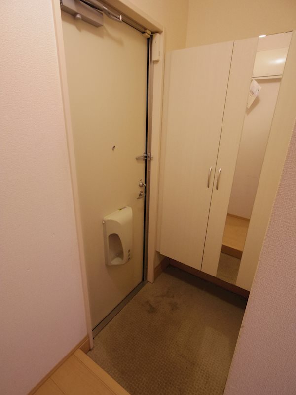 サンクブランシュ 玄関