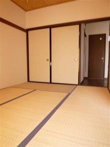 亀の子ハイツ ベッドルーム