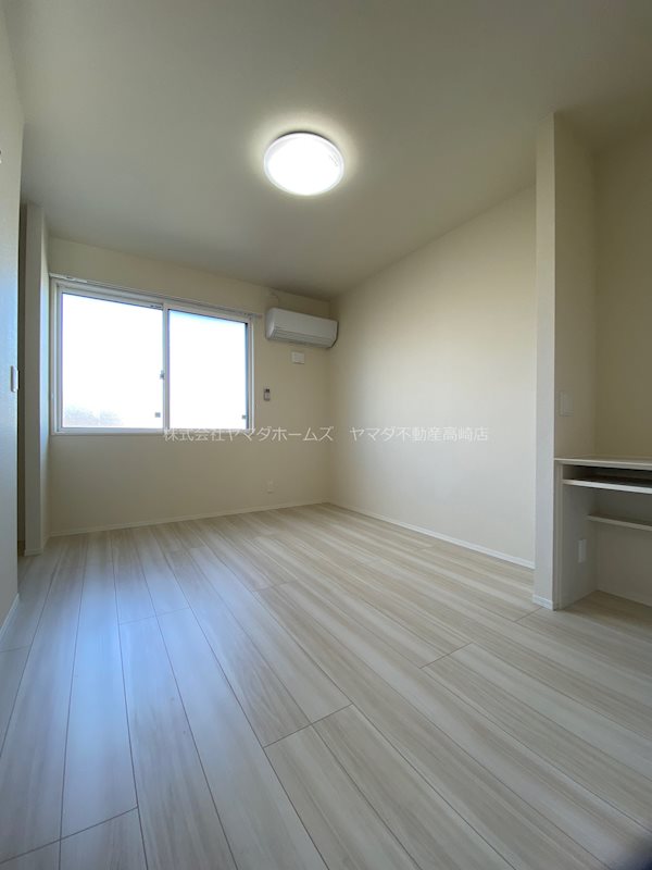 サラ　スリール ベッドルーム