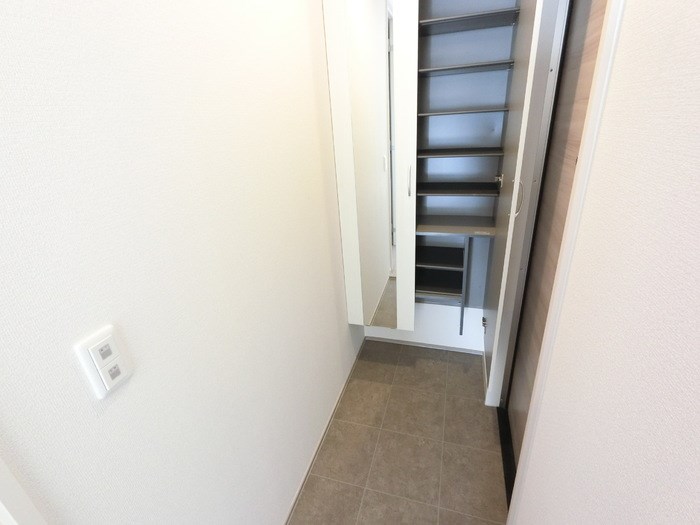 リッフェル高崎 玄関