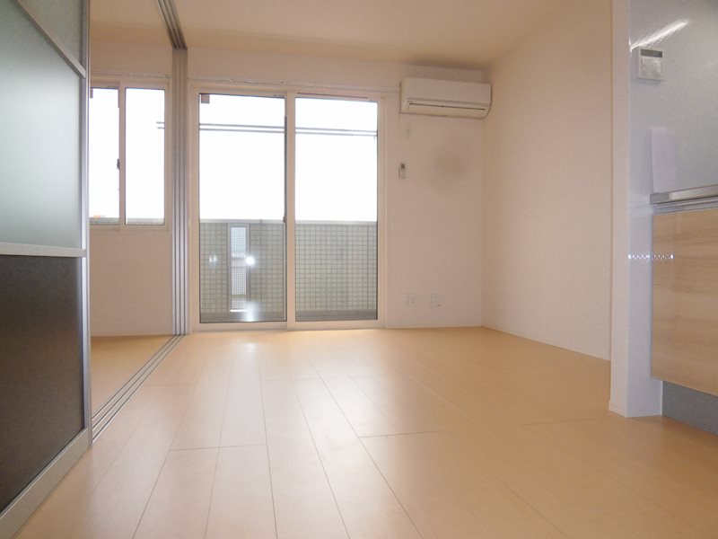 ブルースカイ リビング