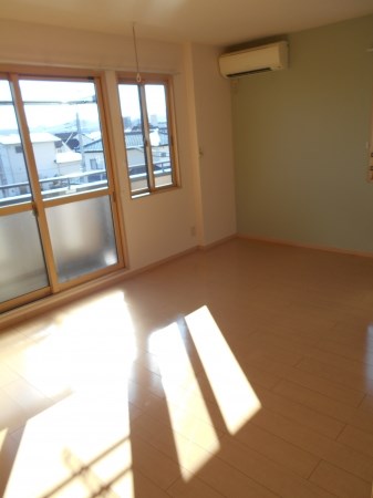 リビングタウン双葉B リビング