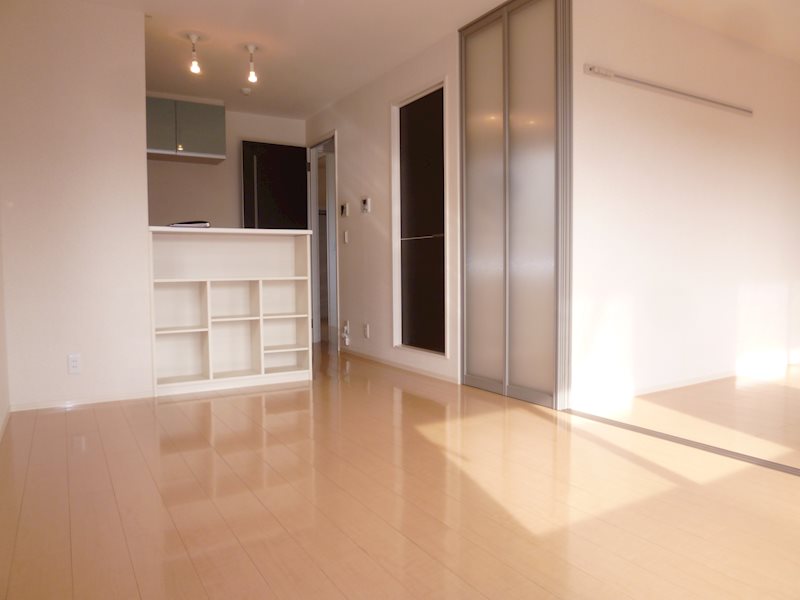 レーブ中泉 リビング