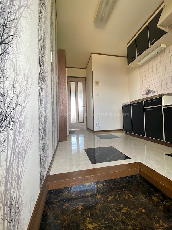 ロッキーイイヅカ 玄関