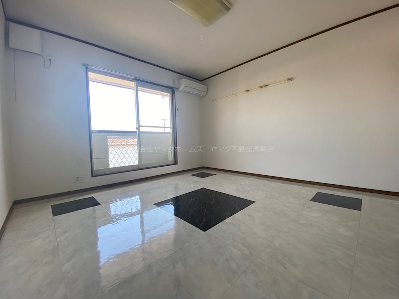 ロッキーイイヅカ リビング