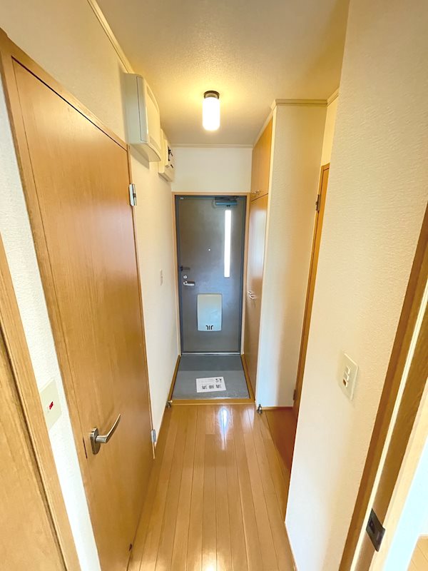 シャン・ド・フルール 玄関