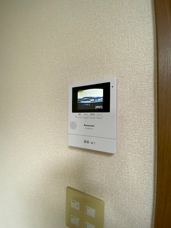 モナ・ヴェリテ その他1