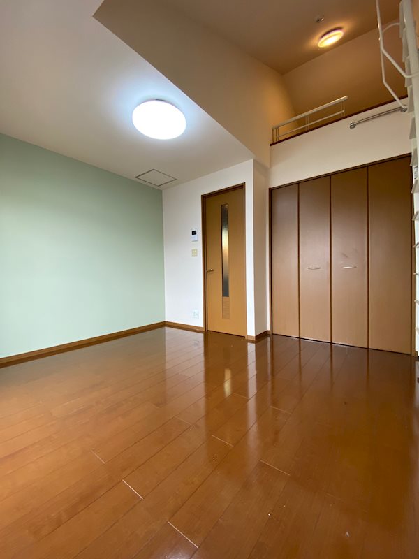 モナ・ヴェリテ ベッドルーム