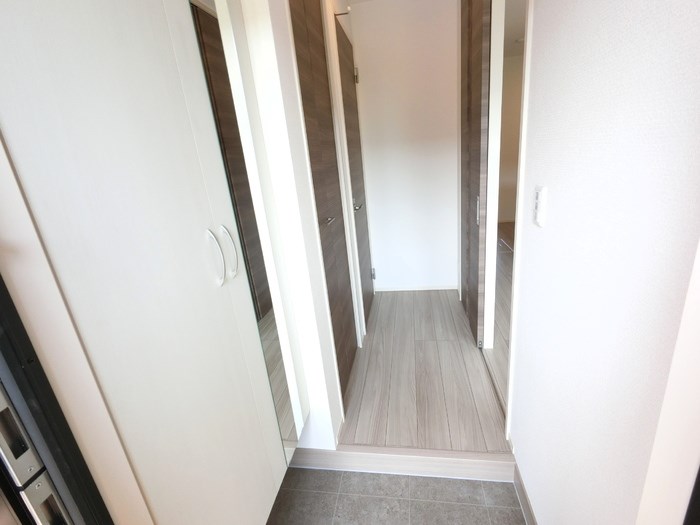 リコ・コリーナ 玄関