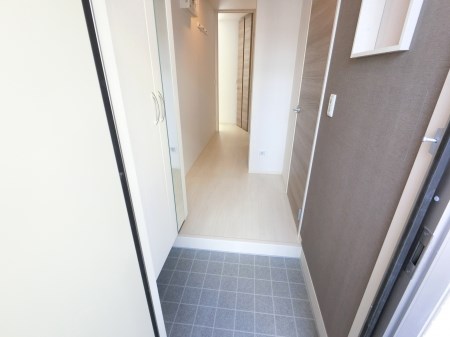 コンフォートレジデンス 玄関