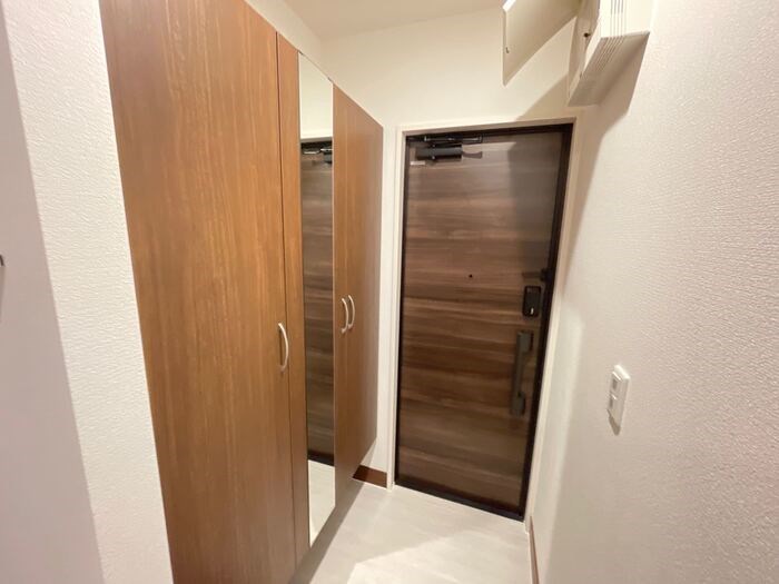 メゾンレジデンス 玄関