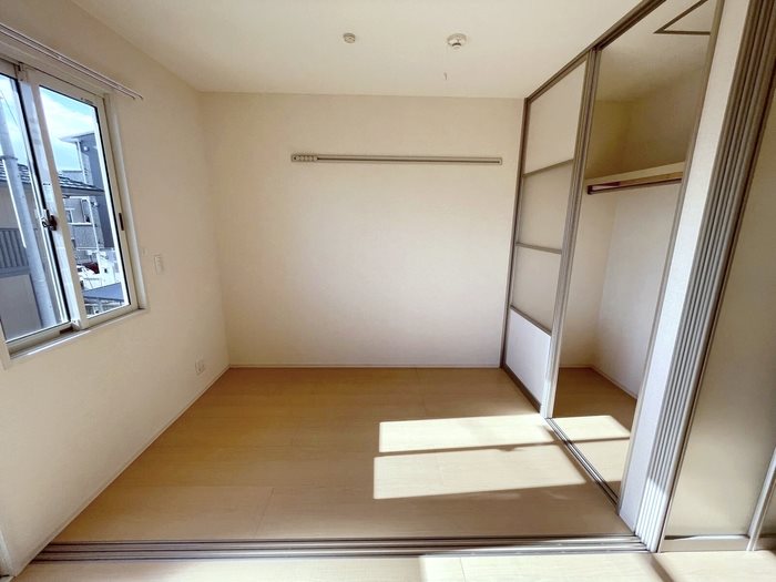 ヴィラージュレヨン ベッドルーム